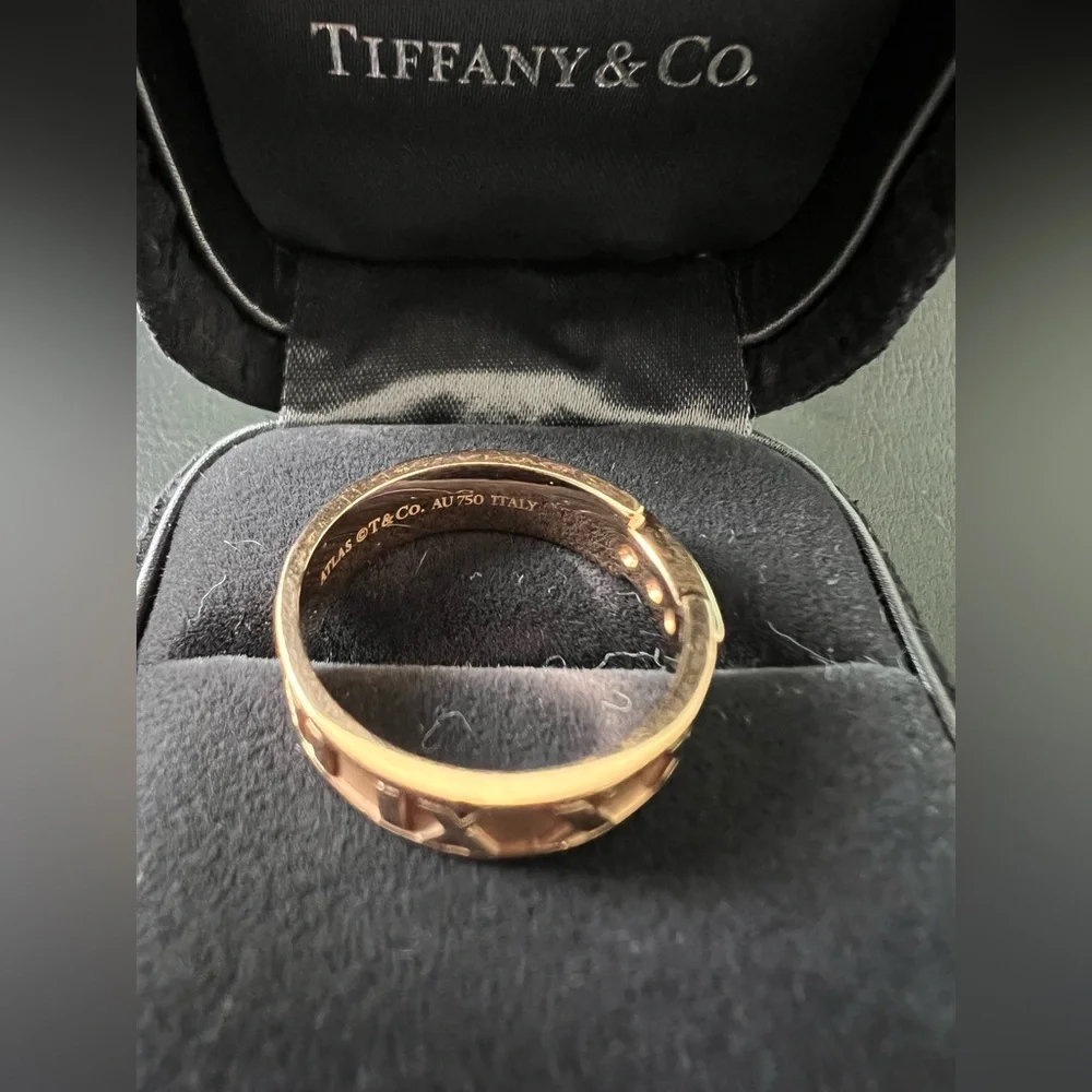 Tiffany & Co. Atlas Ring with Diamonds - Picture 3 of 7